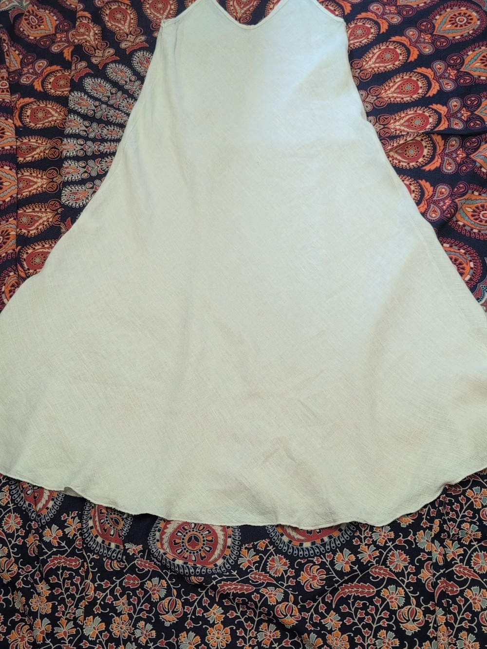 Women's Cream V-Neck Maxi Slip Dress with Spaghetti Straps - Picture 4 of 6